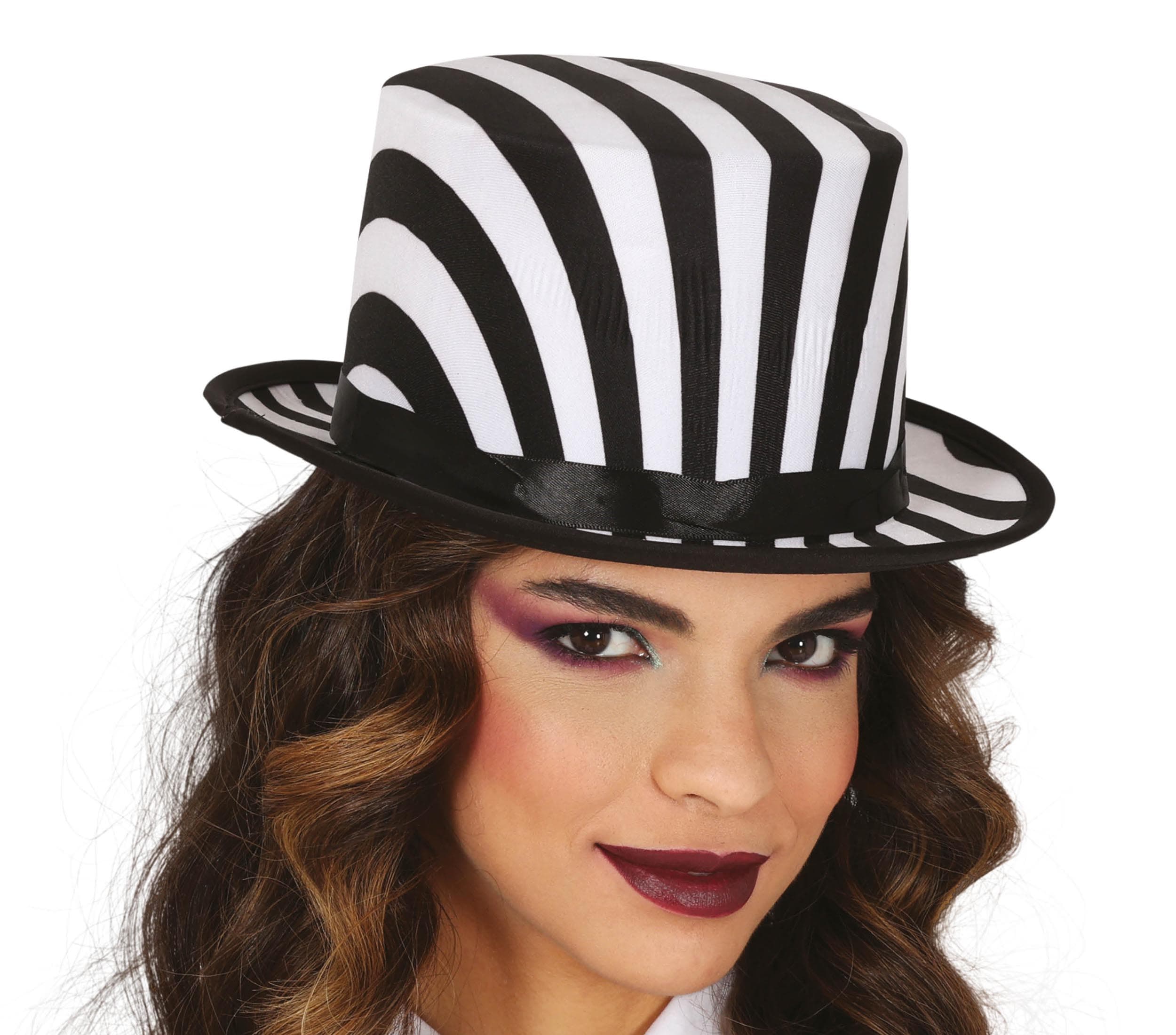 Sort- og hvidstribet hat