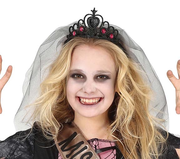 Sort prinsessetiara med slør